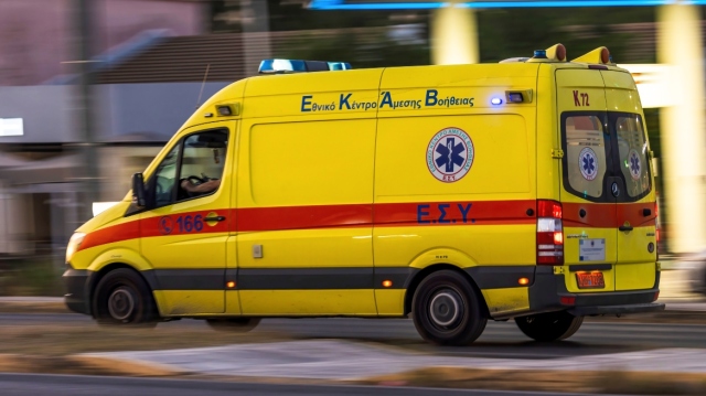 Τροχαίο με εγκατάλειψη στο Αγρίνιο: 74χρονος τραυματίστηκε σοβαρά