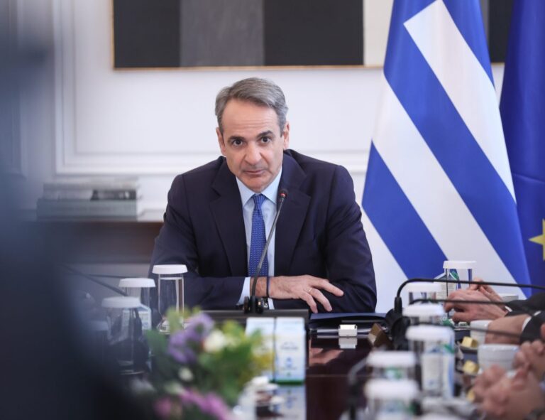 Σύσκεψη υπό τον Μητσοτάκη για την αντιπυρική περίοδο