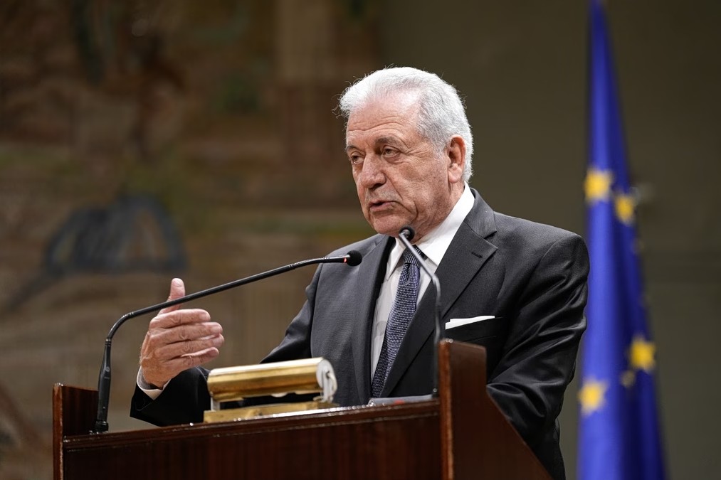Qatargate: Ο Δημήτρης Αβραμόπουλος προσφεύγει στον Άρειο Πάγο