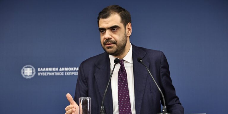 Σφοδρή επίθεση Μαρινάκη σε Τσίπρα: «Κάνει τον κιμπάρη με τα λεφτά των Ελλήνων»