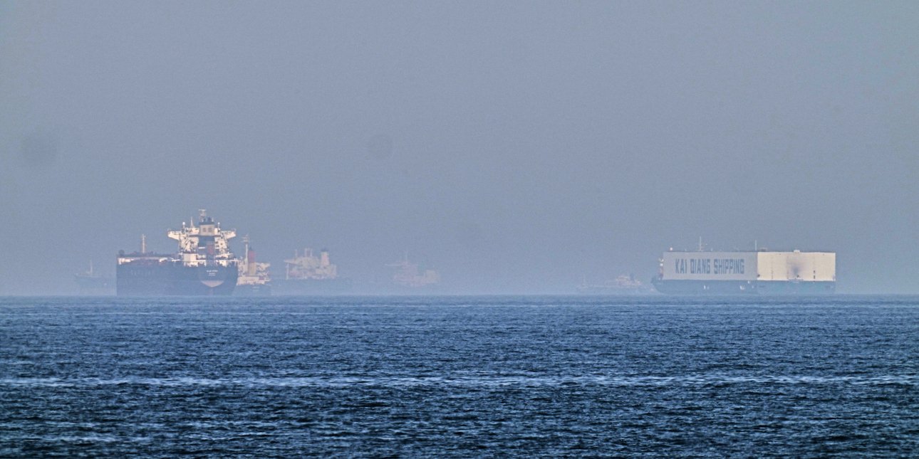 Ιράν: Κλείνει τα Στενά του Ορμούζ λόγω παραβιάσεων της κατάπαυσης του πυρός