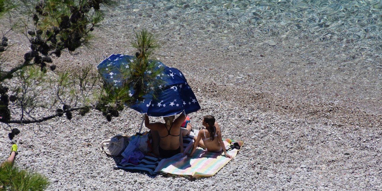 Καύσωνας στη χώρα: Οι περιοχές που θα ψήσουν μέχρι την Τετάρτη