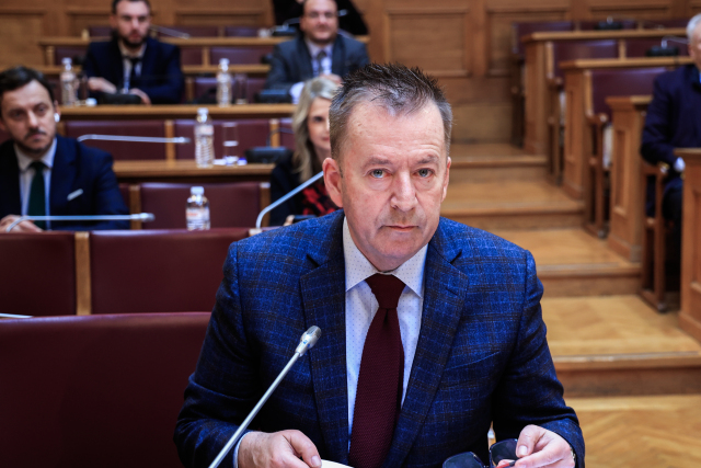 Παραιτήθηκε ο Βασίλης Κόκκαλης από βουλευτής του ΣΥΡΙΖΑ