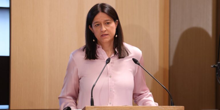 Καταργείται η περικοπή των συντάξεων χηρείας: Μια μεγάλη κοινωνική αδικία λήγει