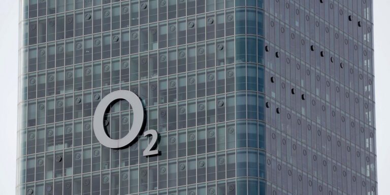 Η O2 Telefónica στη Γερμανία προετοιμάζεται για περικοπές εργαζομένων