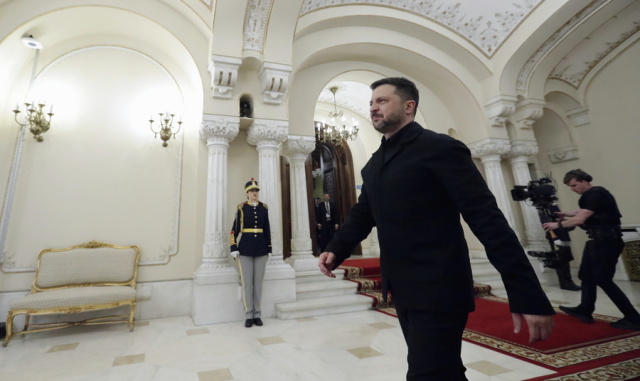 Ο Ζελένσκι συγκροτεί ειδική διοίκηση για πλήγματα βαθιά στο εσωτερικό της Ρωσίας