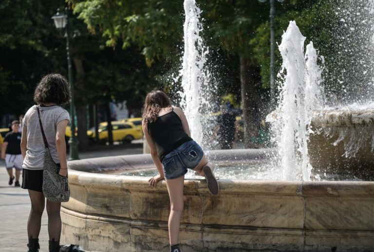 Ο καιρός τον Ιούλιο: Η θερμοκρασία στην Ελλάδα ήταν ελαφρώς πάνω από τη μέση τιμή
