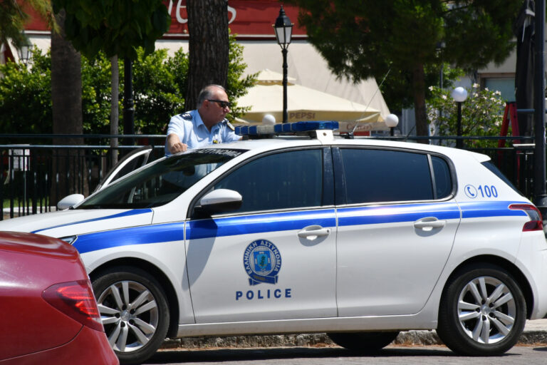 Απόπειρα εξαπάτησης 99χρονης στον Άγιο Παντελεήμονα: Συνελήφθησαν δύο νέοι επ’ αυτοφώρω