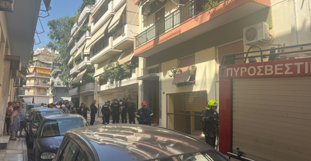 Τραγωδία πυρκαγιάς στο διαμέρισμα του Νέου Κόσμου: ένας νεκρός, απανθρακωμένη σορός και ερωτηματικά