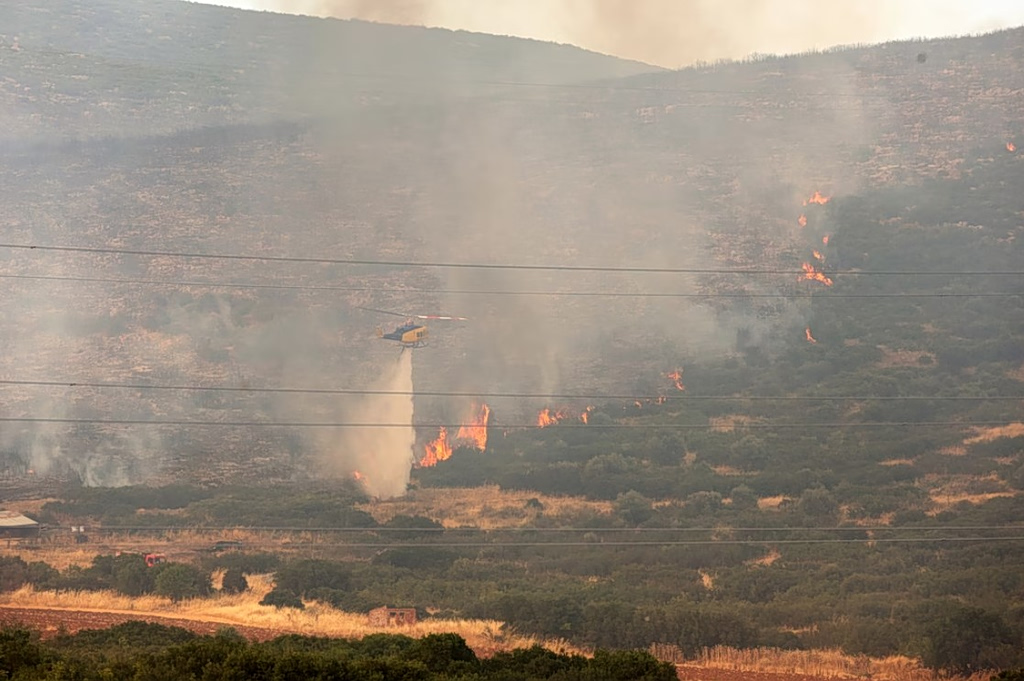 Συλλήψεις για πυρκαγιές από αμέλεια στη Λέσβο και την Κορινθία