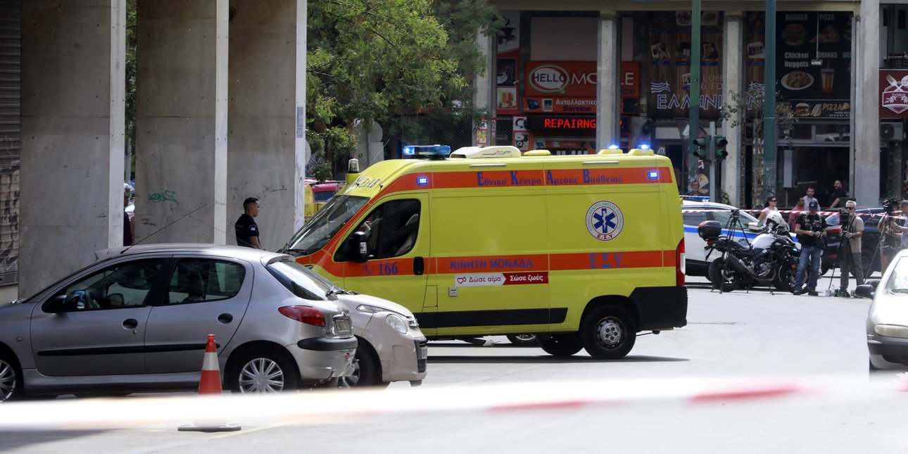 Σοβαρό τροχαίο στη Λεωφόρο Ποσειδώνος: Πέντε τραυματίες, τέσσερις σοβαρά