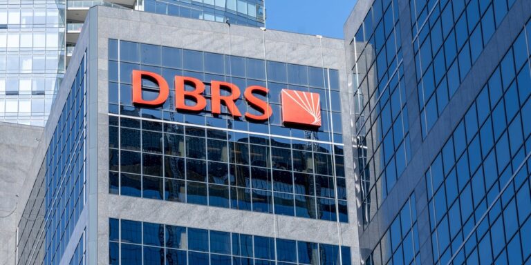 DBRS: «Ψήφος εμπιστοσύνης» στην Ελλάδα – Αναβάθμιση των προοπτικών του ελληνικού αξιόχρεου σε θετικές