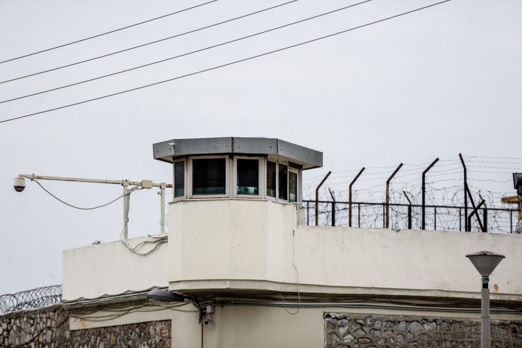 Αχαΐα: 50χρονος φυλακίστηκε για σεξουαλική κακοποίηση πέντε ανήλικων – οι καταγγέλτες κόρες και ανιψιές του