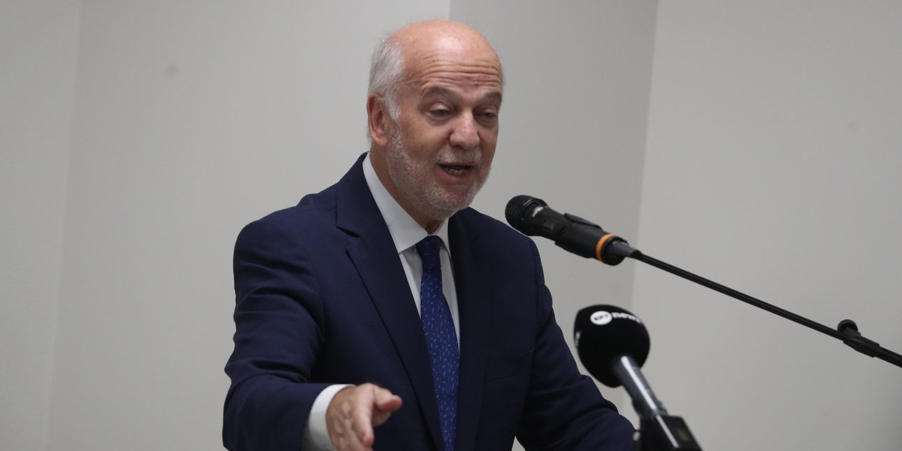 Φλωρίδης: Νέος νόμος για τηλεφωνικές απάτες – από το 1 ευρώ μέχρι το «ελληνικό FBI»