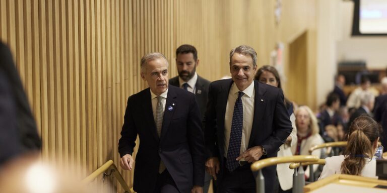 Μητσοτάκης-Κάρνεϊ: Στρατηγική Συνεργασία στην Τεχνητή Νοημοσύνη, το Διάστημα και την Ενέργεια