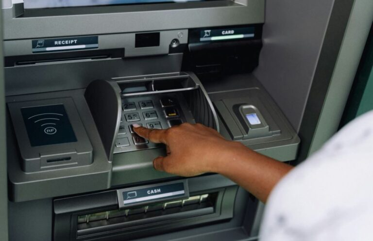 Ελγα παρατείνει προθεσμία εξόφλησης ασφαλιστικής εισφοράς 2025 έως 30 Οκτωβρίου 2026