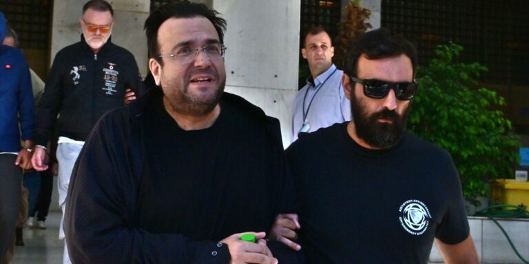 Δέσμευση περιουσιακών στοιχείων Φίλιππου Καμπούρη και ΛΑ.Ο.Σ.
