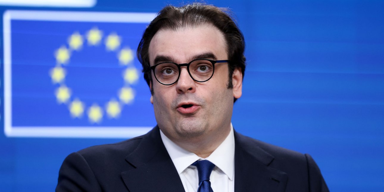 Πιερρακάκης: Δύσκολη ισορροπία ανάμεσα στην προστασία των πολιτών και τη δημοσιονομική αξιοπιστία