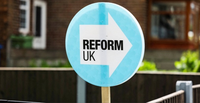 Σάλος στο Reform UK: Κρυφή κάμερα αποκαλύπτει ρατσιστικά και βίαια σχόλια στελεχών